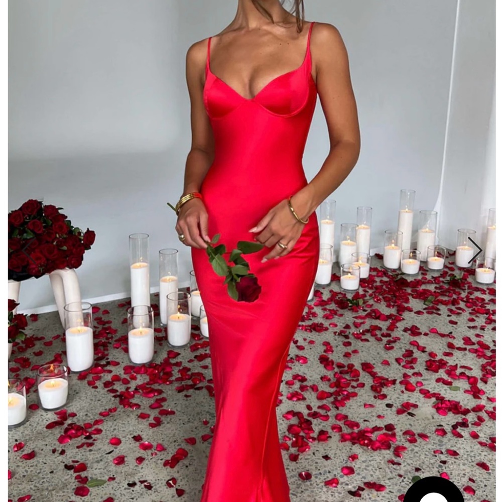 ATHENA RED STRAPY EVENING GOWN - RED - EUC S - BABYBOO - Picture 11 of 14